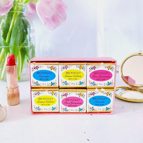 vintage floral bath cubes, box set - Picture 1 of 6